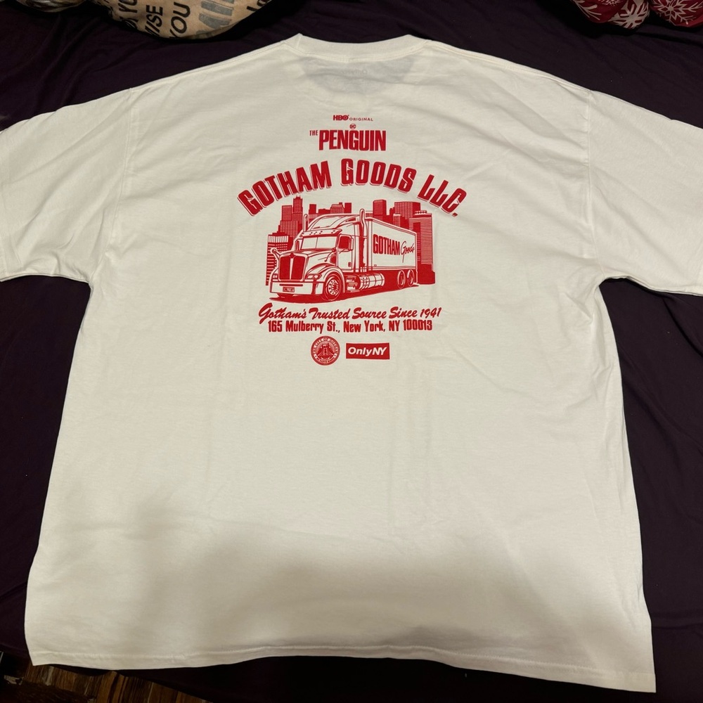 Super RARE Gotham Penguin T-Shirt from HBO Max Limited Series (XXL)